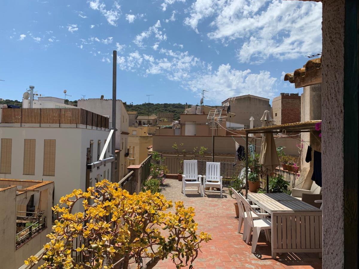 Notaria-Apartamento Y Estudio En Casco Antiguo, Al Lado De Playa, Rambla Y Monasterio, Con Acceso A Terraza Ajardinada Apartamento Sant Feliu de Guixols Exterior foto